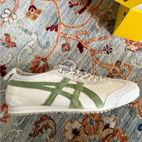 NWT Onitsuka Tiger Birch and Green Mexico 66 SD - Picture 4 of 6